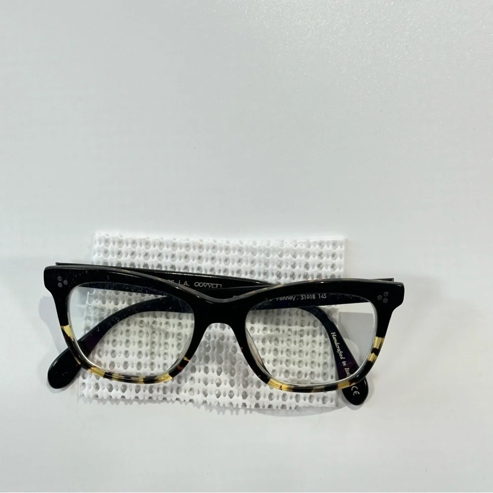 Oliver Peoples oliver peoples